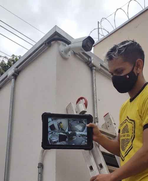 Instalação de câmaras IP com monitorização por telemóvel